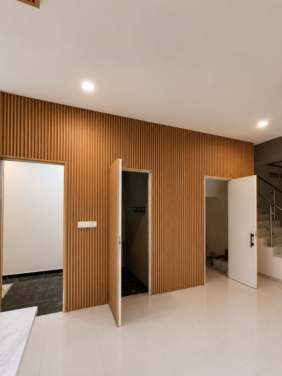 Fluted Panel 011