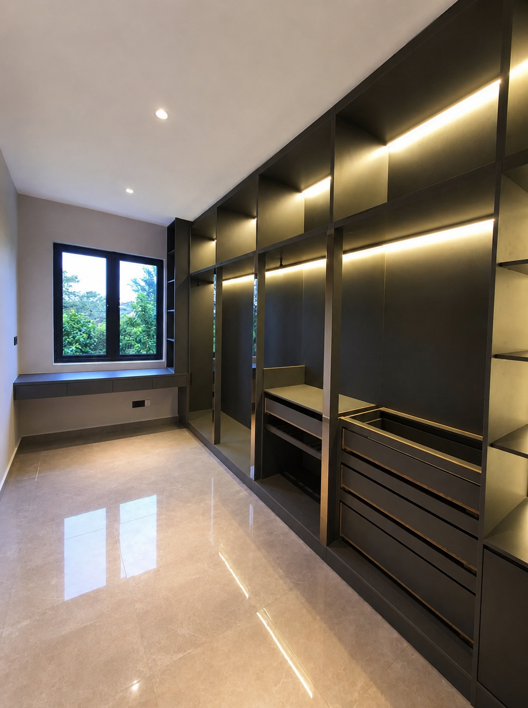 Wardrobe 027