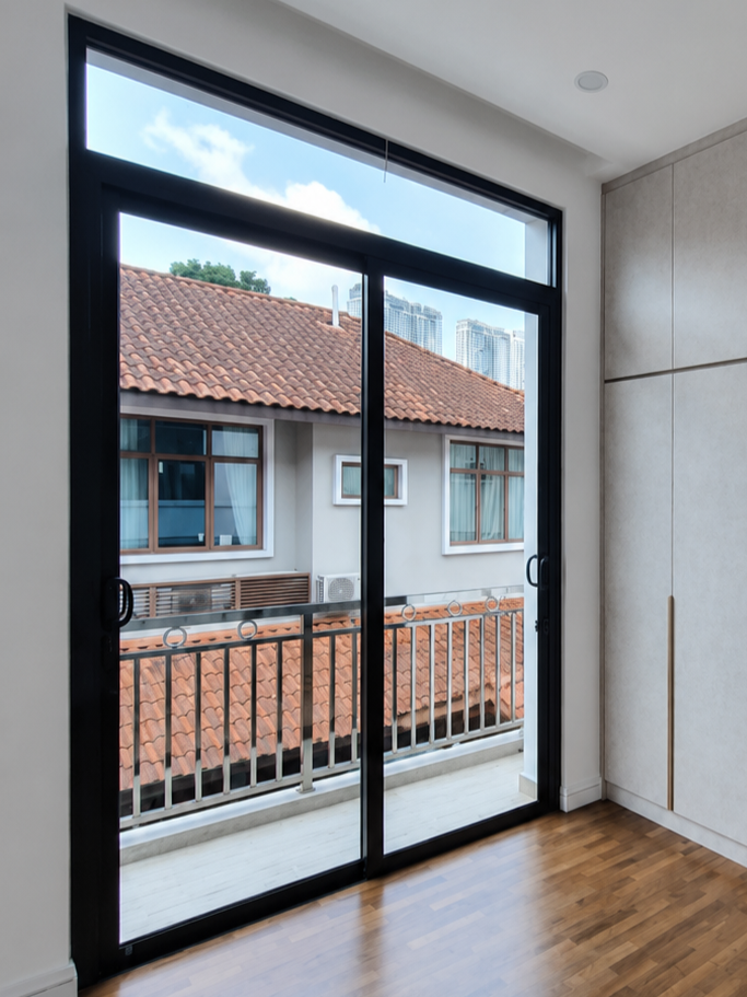 Sliding Door 009