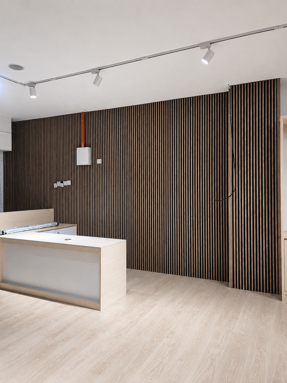 Fluted Panel 002
