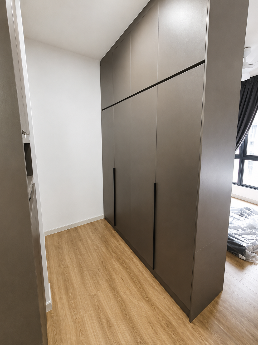 Wardrobe 028